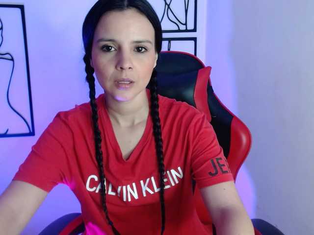 MiaRobinn