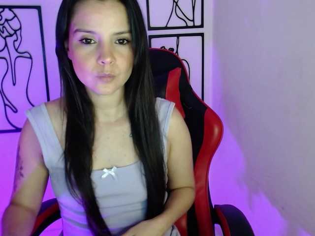 MiaRobinn