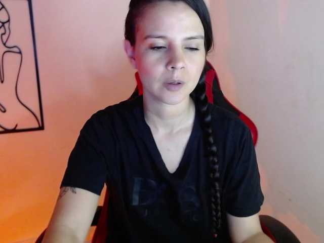 MiaRobinn