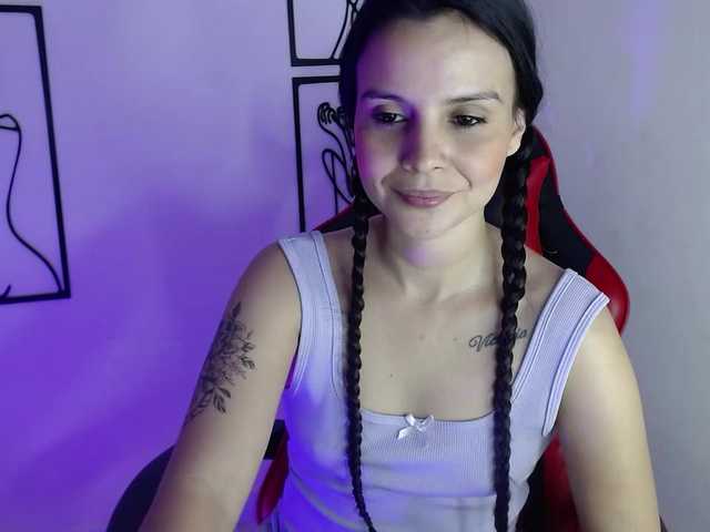 MiaRobinn