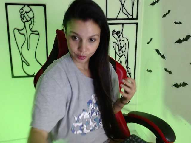 MiaRobinn
