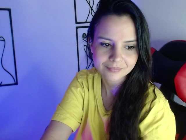 MiaRobinn