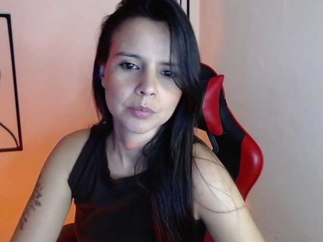 MiaRobinn
