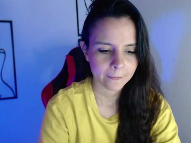 MiaRobinn