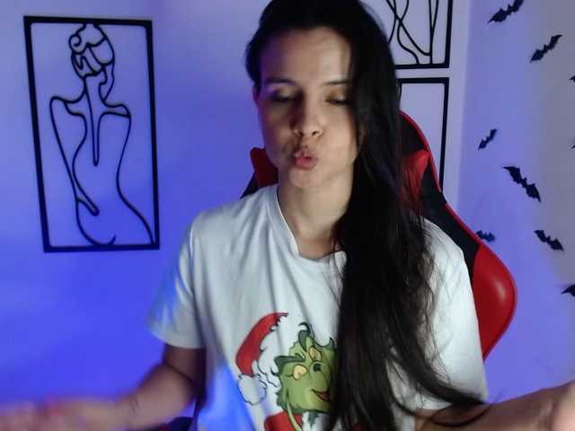 MiaRobinn live cam on BongaCams