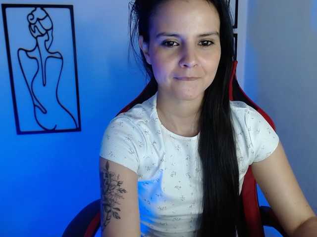 MiaRobinn
