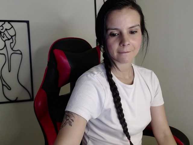MiaRobinn