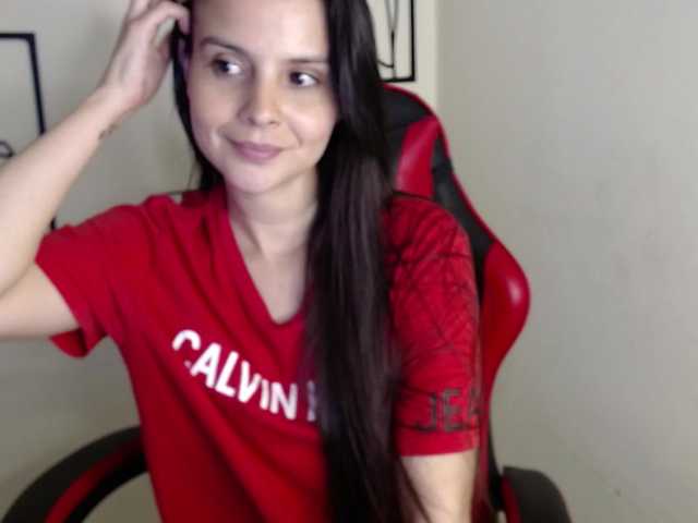 MiaRobinn