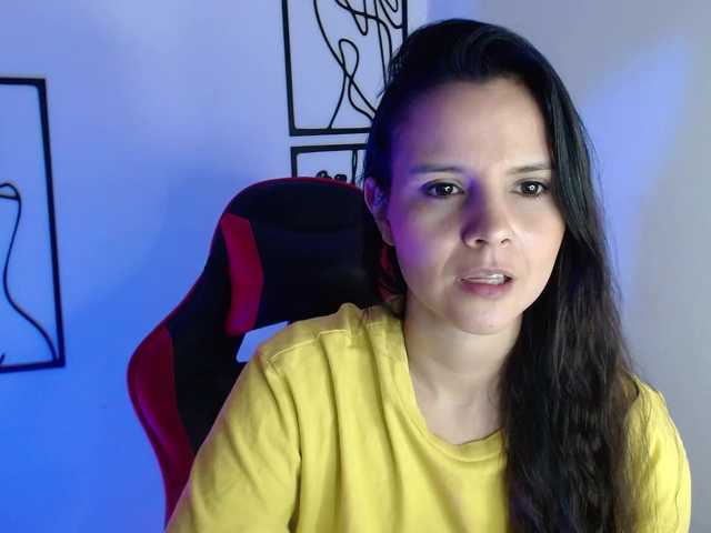 MiaRobinn
