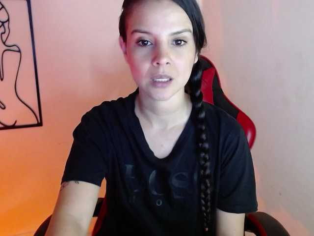 MiaRobinn