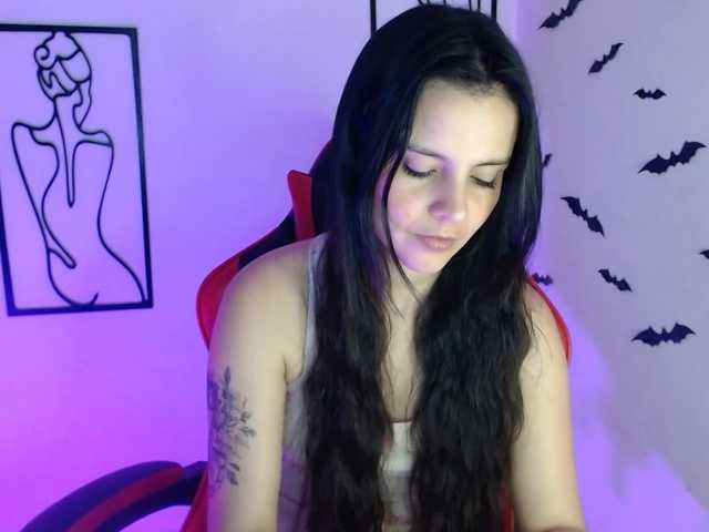 MiaRobinn