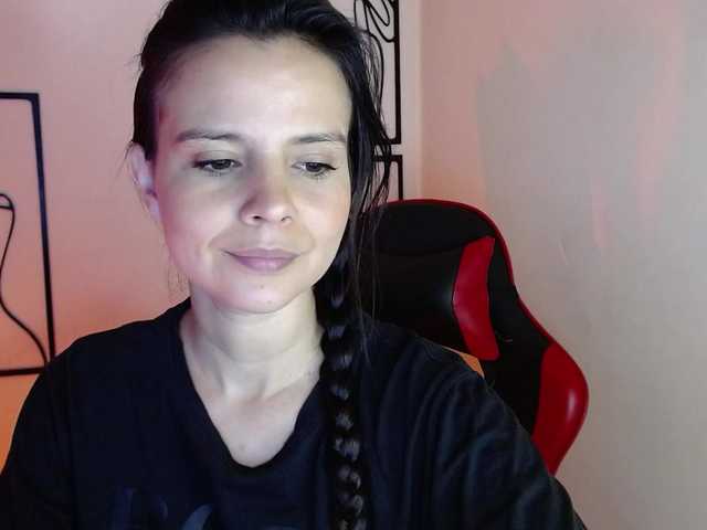 MiaRobinn
