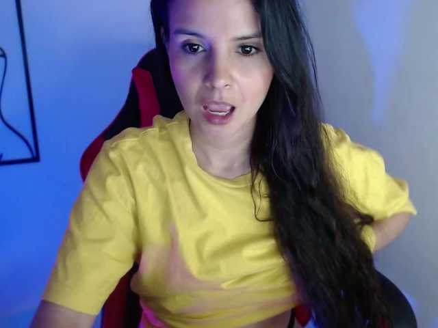 MiaRobinn