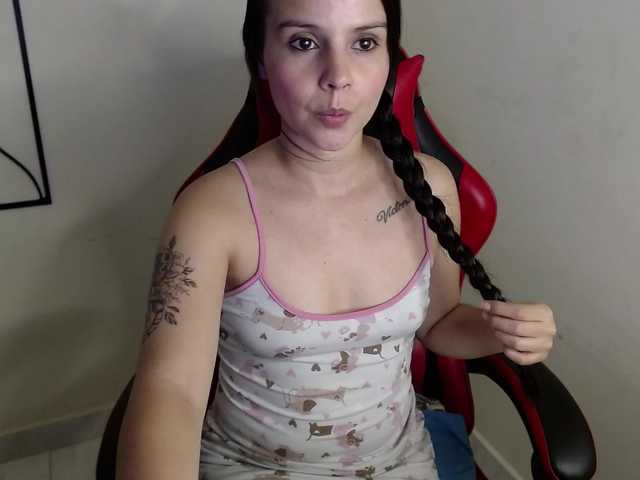 MiaRobinn live cam on BongaCams