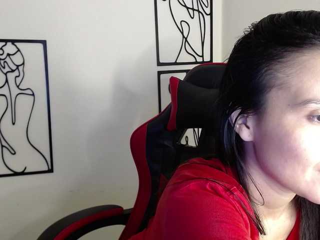 MiaRobinn