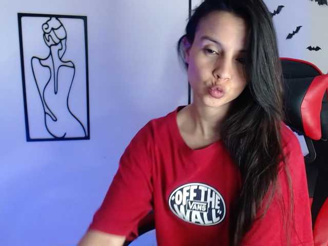 MiaRobinn