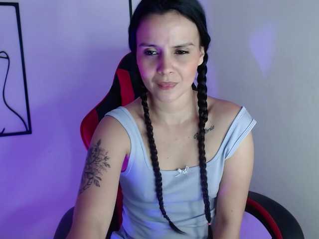 MiaRobinn