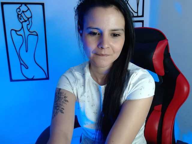 MiaRobinn