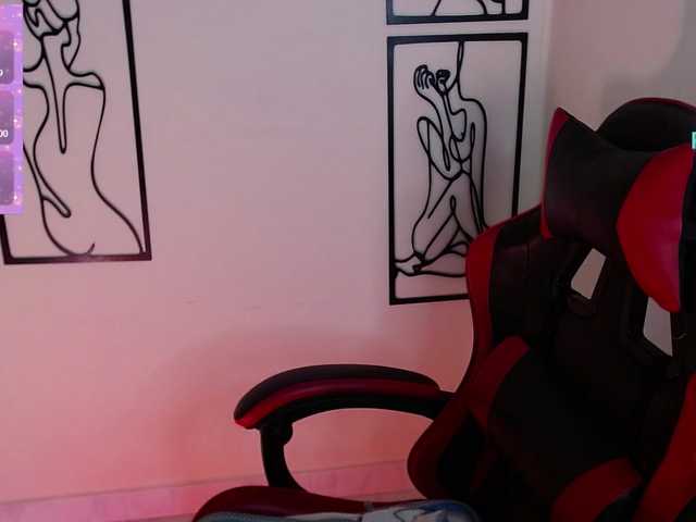 MiaRobinn live cam on BongaCams