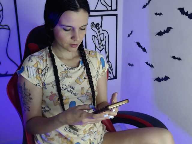 MiaRobinn