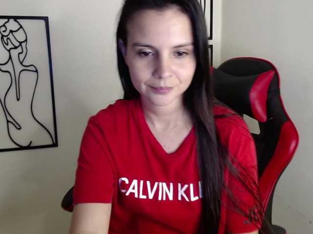 MiaRobinn live cam on BongaCams
