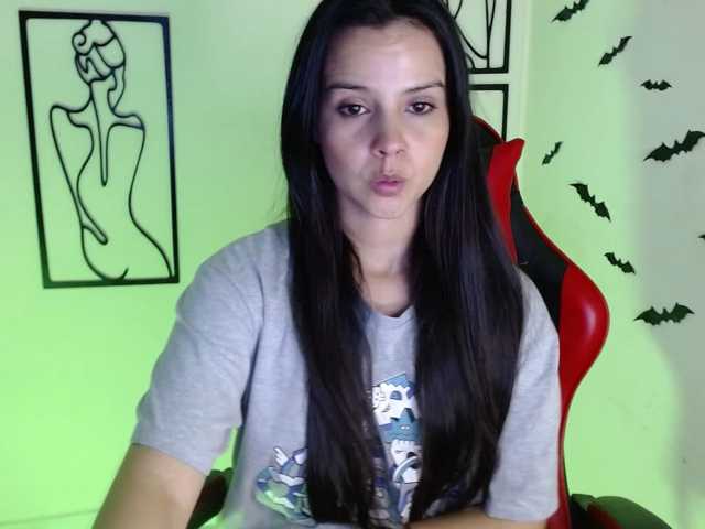 MiaRobinn