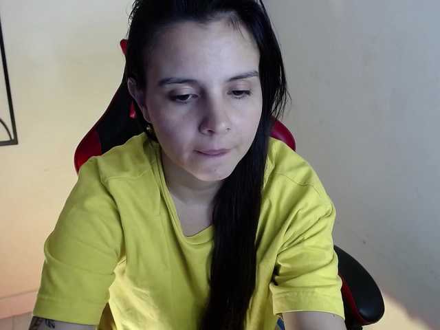 MiaRobinn live cam on BongaCams