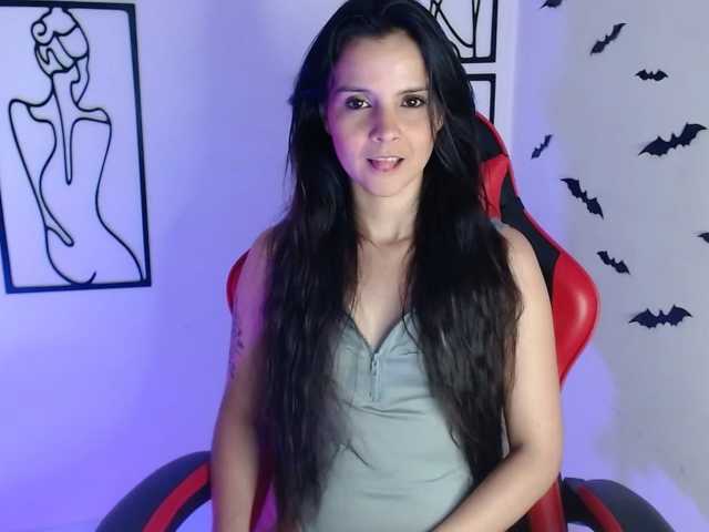 MiaRobinn