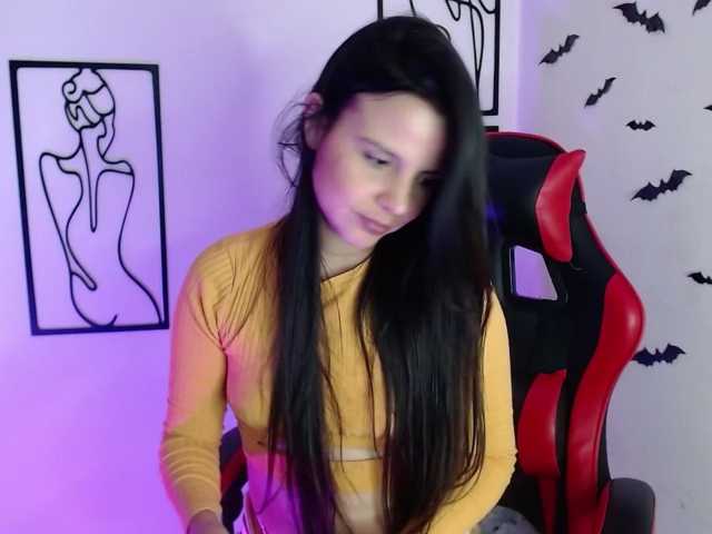 MiaRobinn