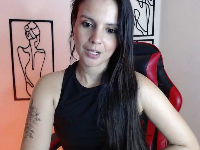 MiaRobinn