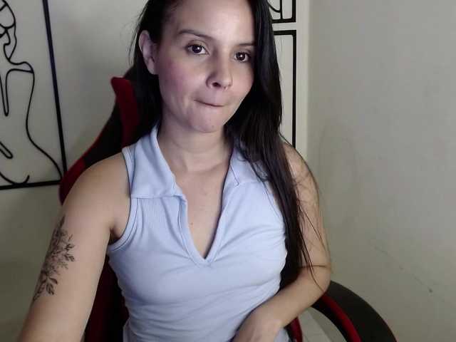 MiaRobinn