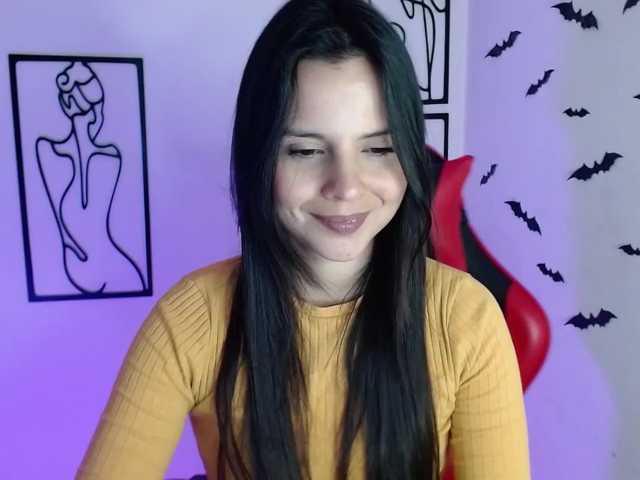 MiaRobinn