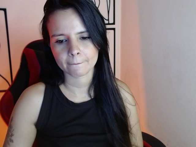 MiaRobinn live cam on BongaCams