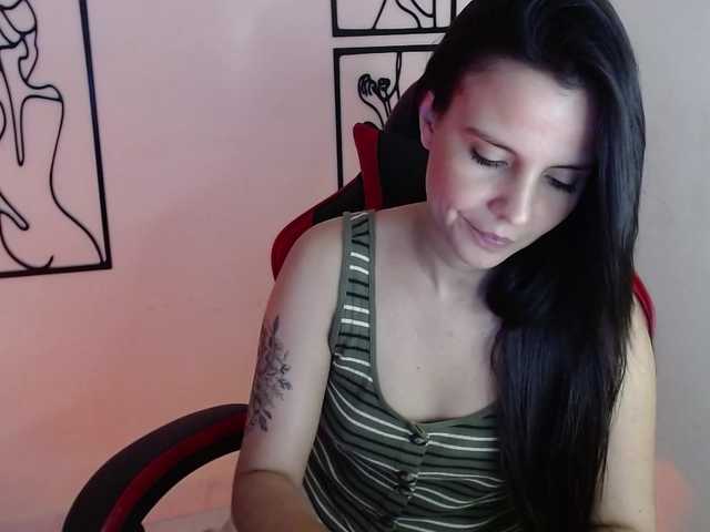 MiaRobinn