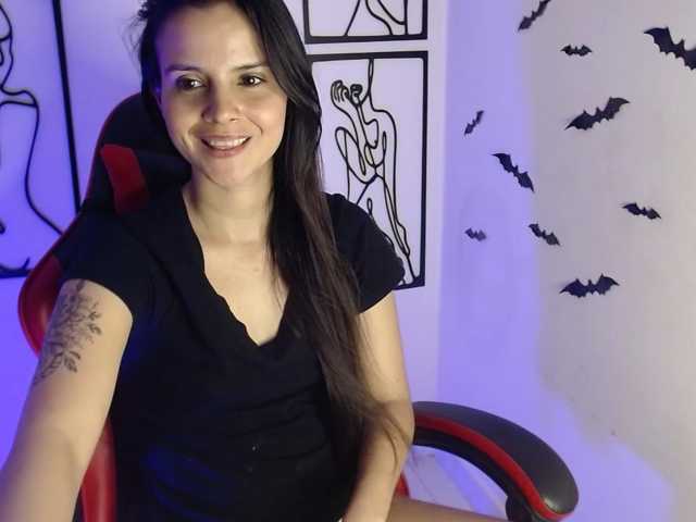 MiaRobinn