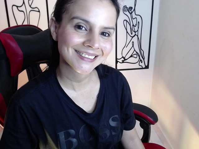 MiaRobinn live cam on BongaCams