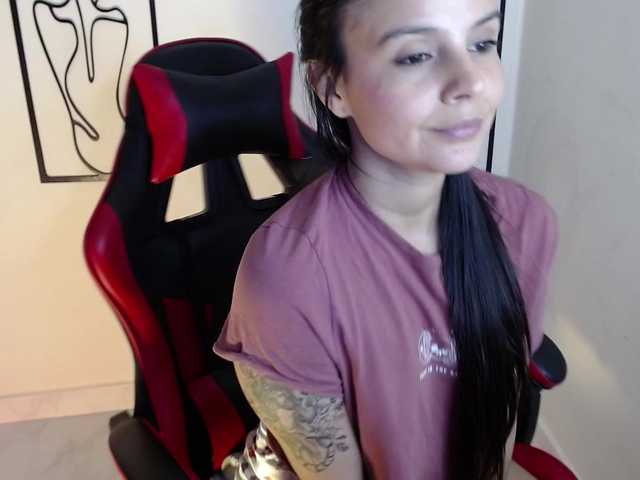 MiaRobinn