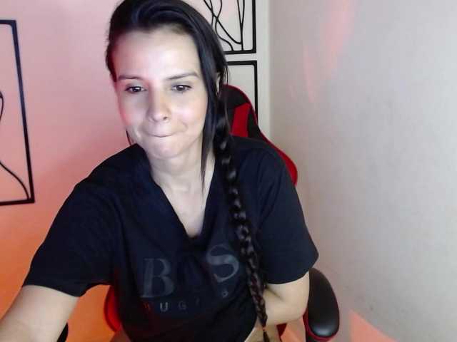 MiaRobinn