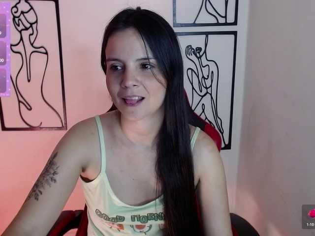 MiaRobinn live cam on BongaCams