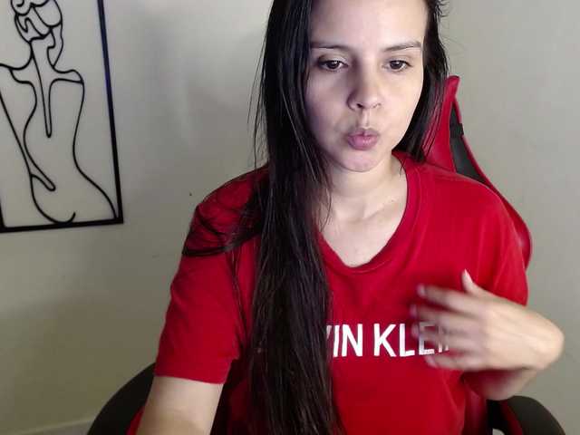 MiaRobinn