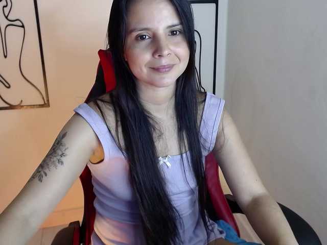 MiaRobinn