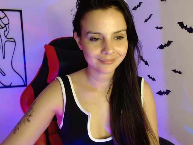 MiaRobinn