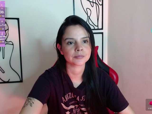 MiaRobinn live cam on BongaCams