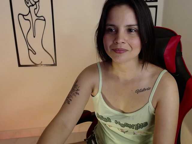 MiaRobinn live cam on BongaCams
