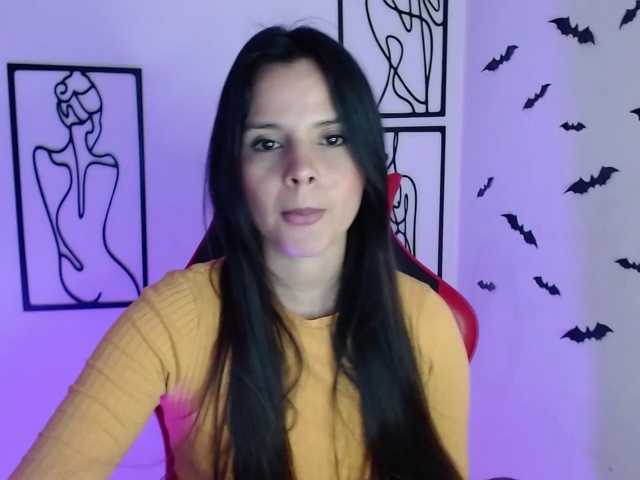 MiaRobinn