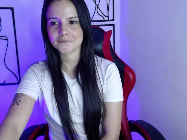 MiaRobinn
