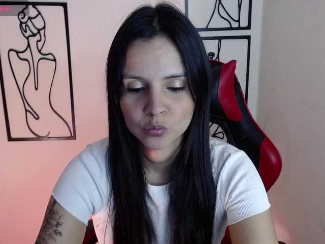 MiaRobinn