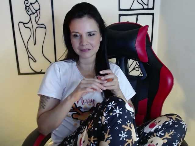 MiaRobinn