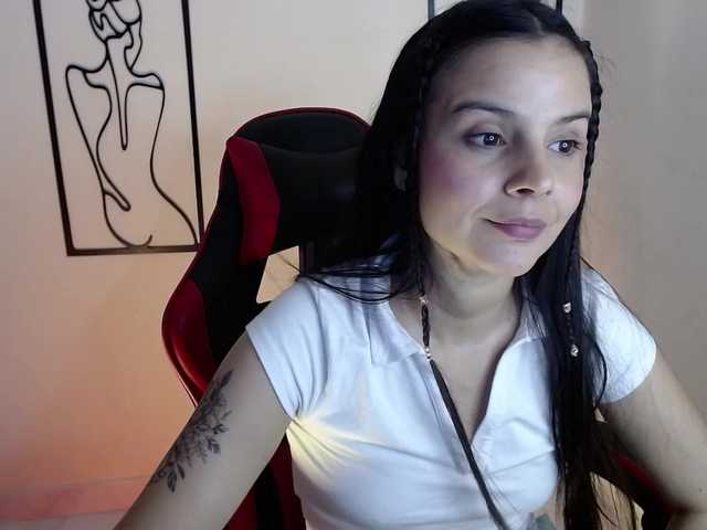 MiaRobinn live cam on BongaCams