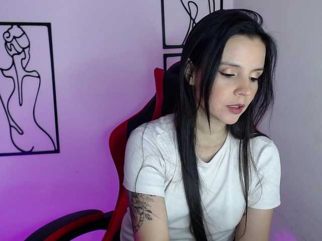 MiaRobinn